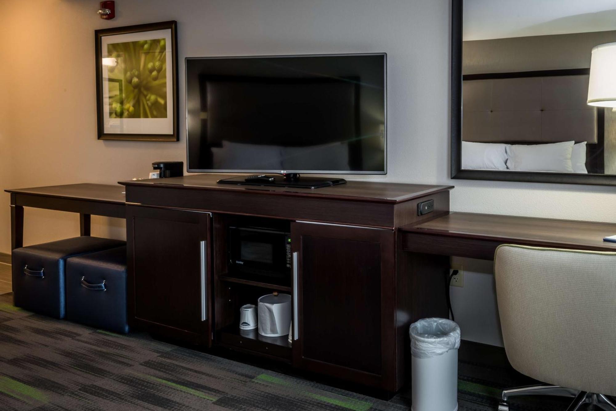 Hampton Inn & Suites By Hilton Hammond, In Exteriör bild