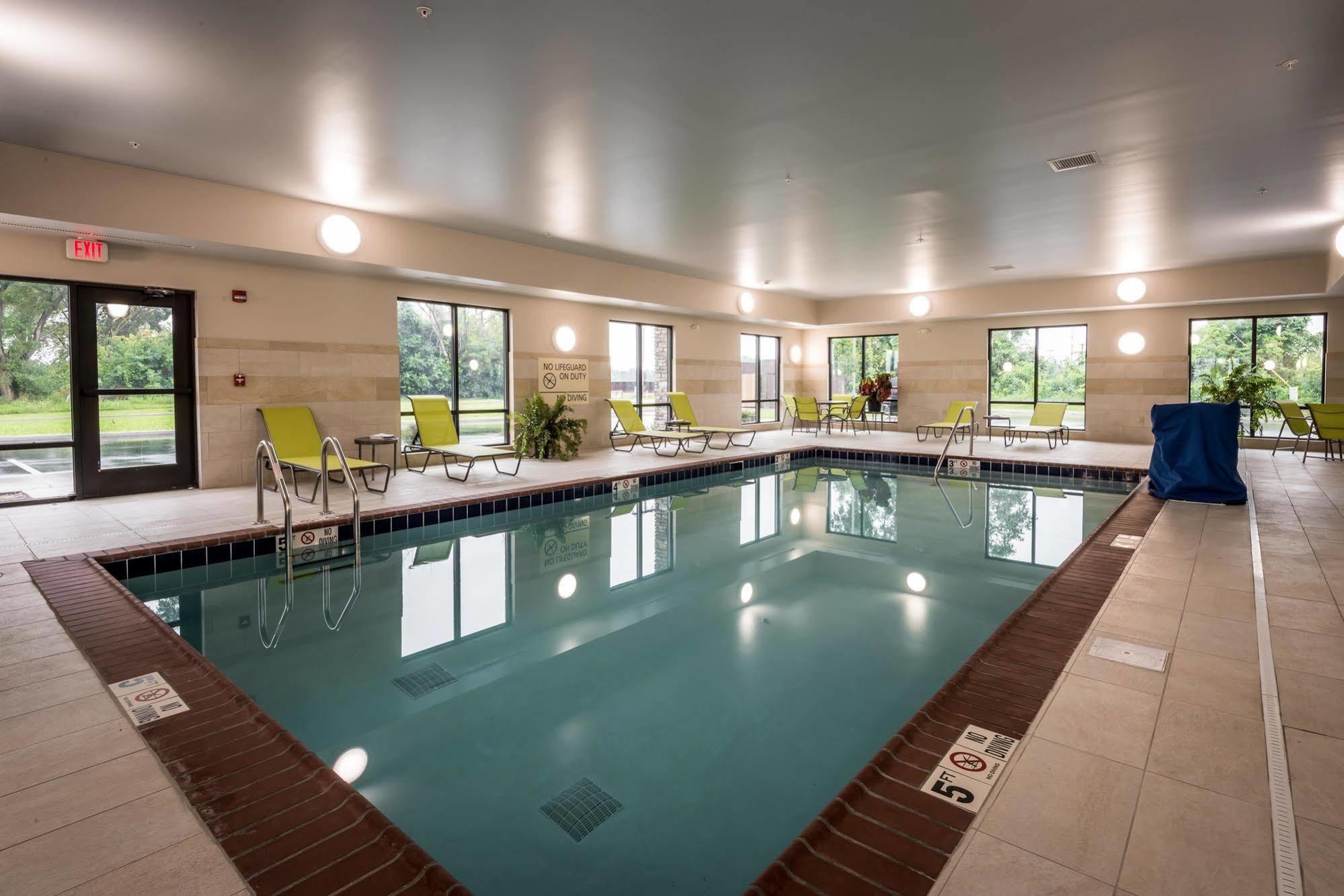 Hampton Inn & Suites By Hilton Hammond, In Exteriör bild