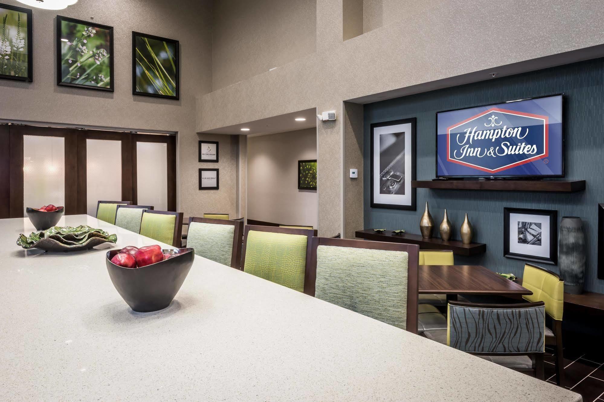 Hampton Inn & Suites By Hilton Hammond, In Exteriör bild
